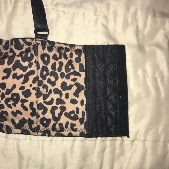 Crop top - Picture 3 of 6